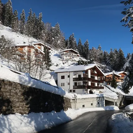 Apartment Bergsicht By Interhome Laax
