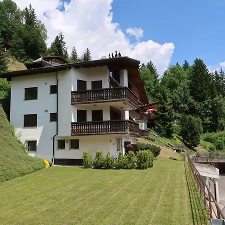 Bergsicht By Interhome Apartamento Laax