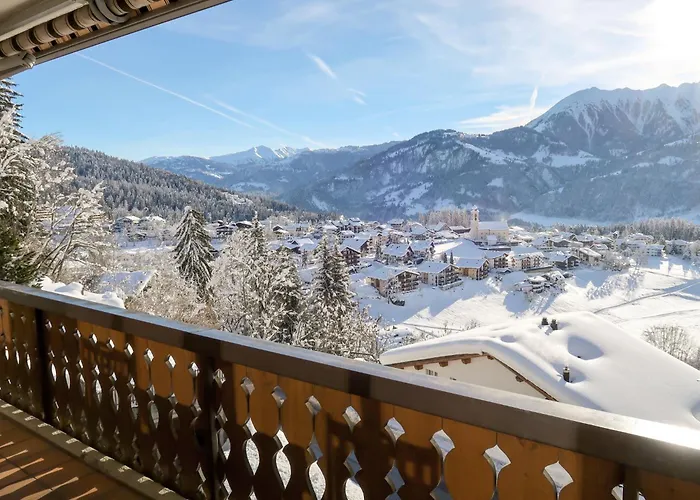 Bergsicht By Interhome Apartamento Laax